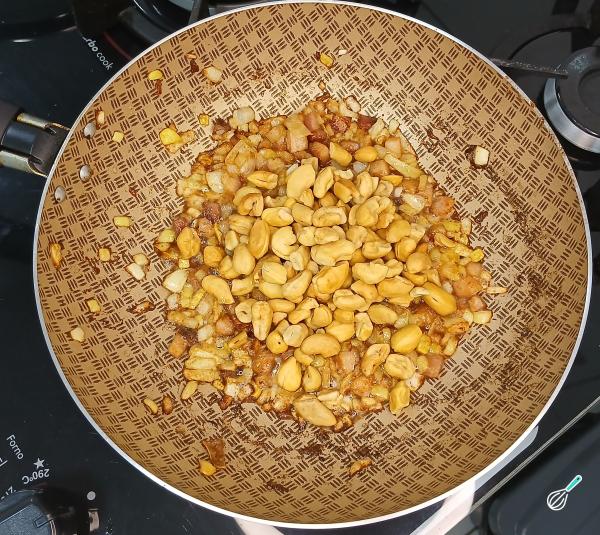 Receita de Farofa com castanha de caju - Passo 4