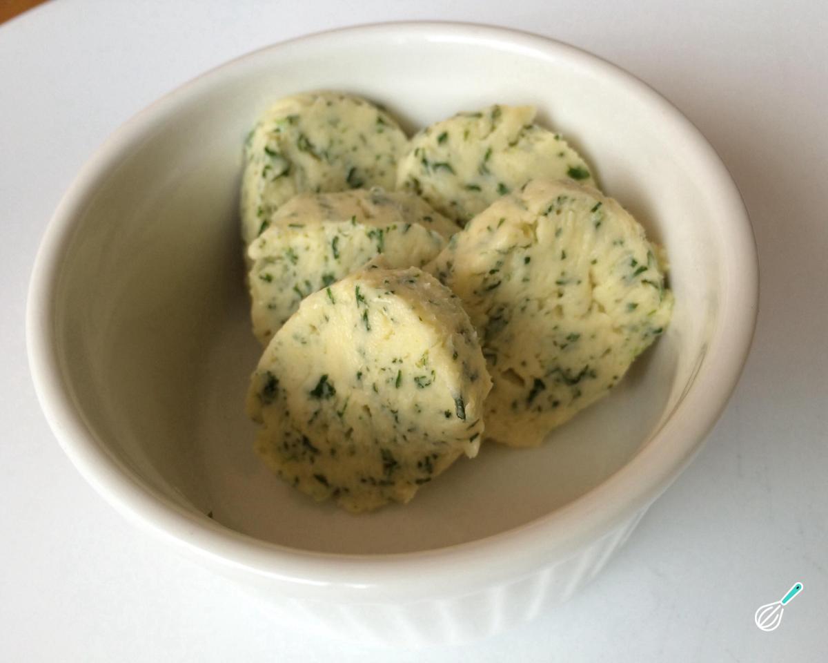 Receita de Manteiga de coentro e limão