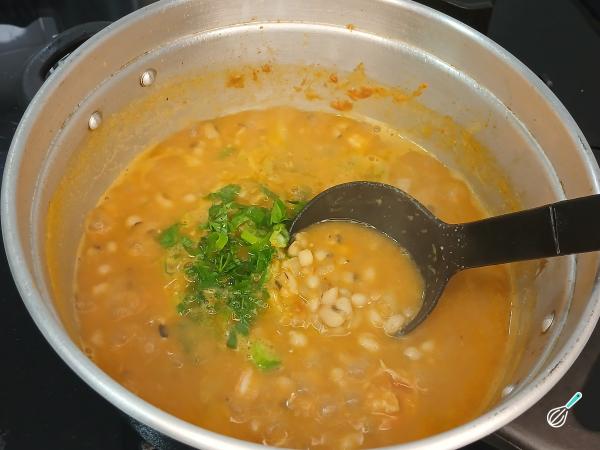Receita de Feijão fradinho com camarão - Passo 7