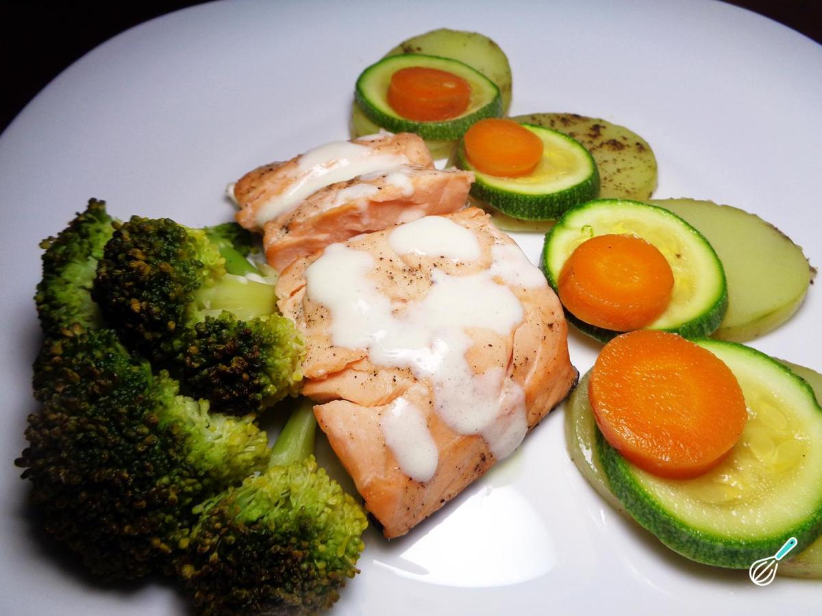 Receita de Salmão no vapor com batatas