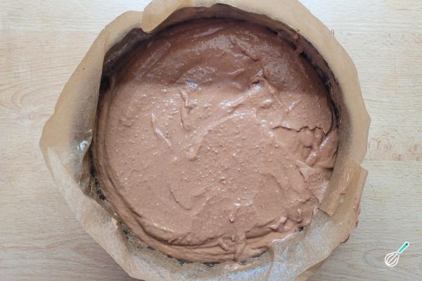 Receita de Bolo de chocolate fit de liquidificador - Passo 9