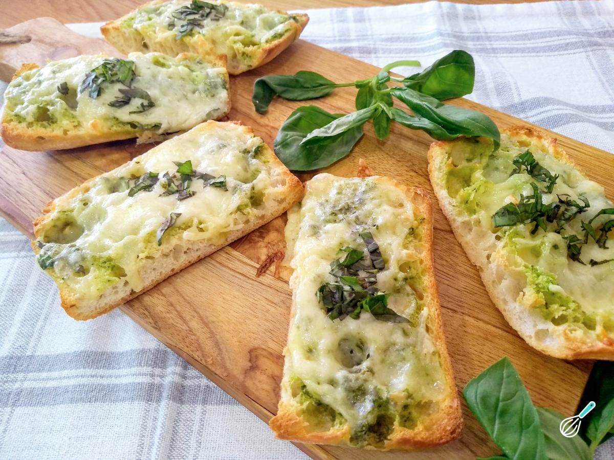 Receita de Pão de alho caseiro com queijo