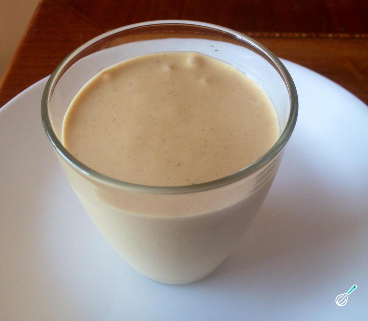 Batido de manteiga de amendoim e banana