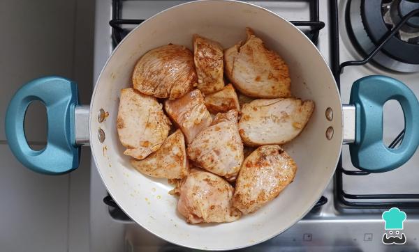 Receita de Frango ao molho com batatas - Passo 4