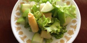 Salada de maçã e aspargos