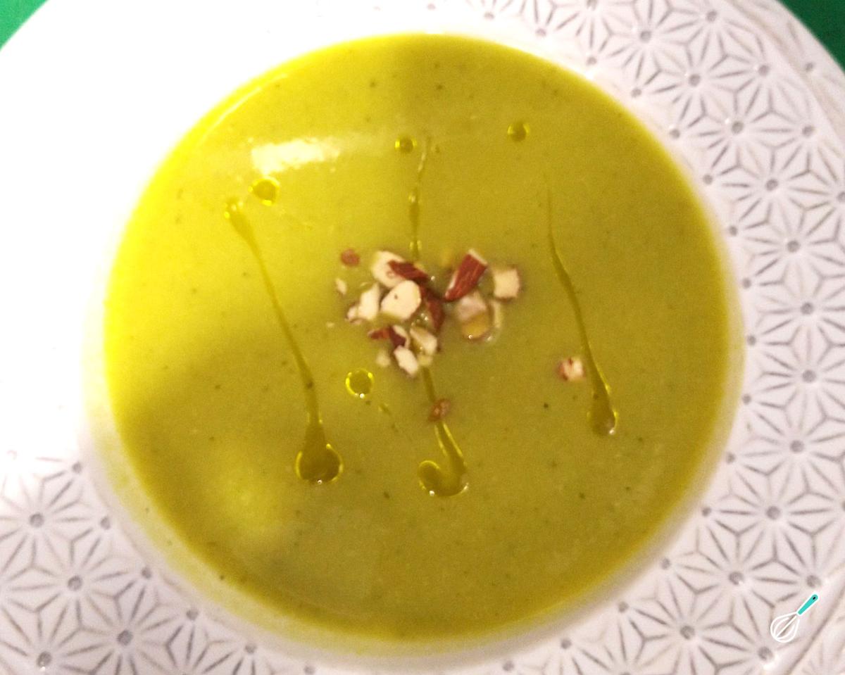 Receita de Sopa creme de abobrinha