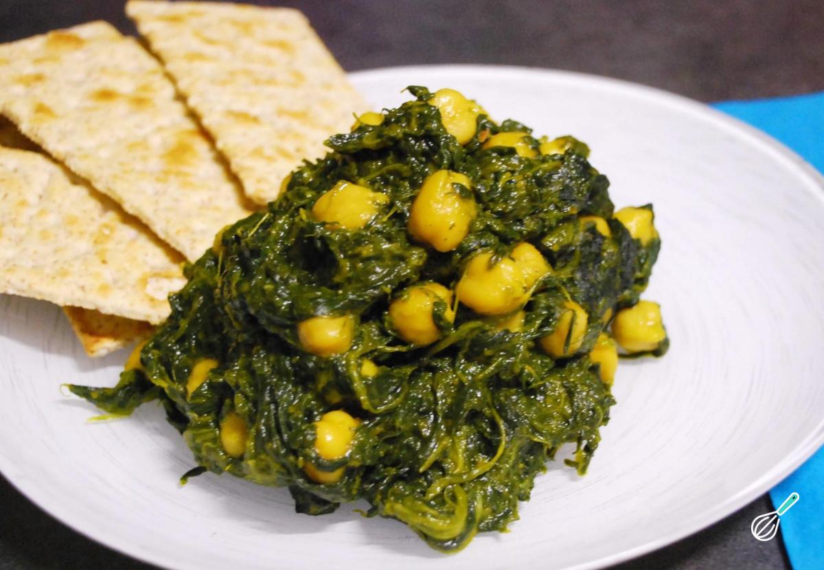 Receita de Espinafre refogado com grão de bico