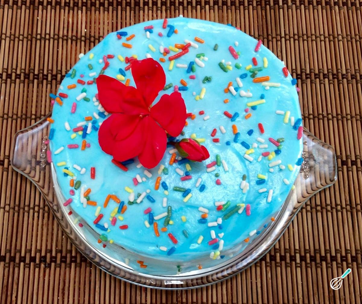 Receita de Bolo decorado com merengue