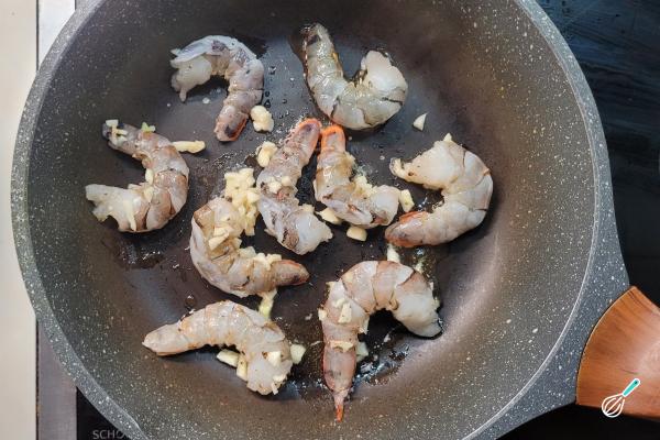 Receita de Macarrão com camarão do Coco Bambu - Passo 3