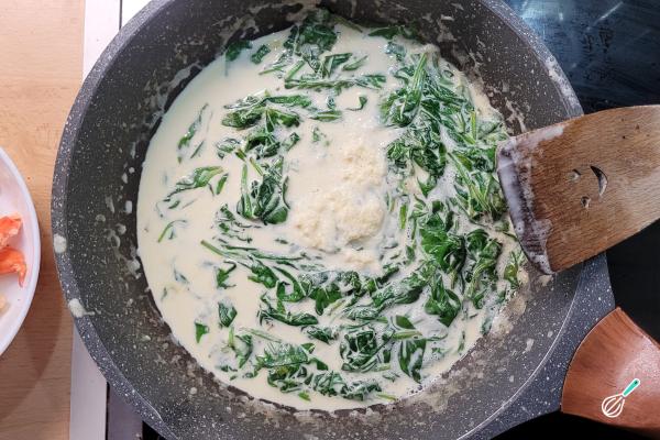 Receita de Macarrão com camarão do Coco Bambu - Passo 8