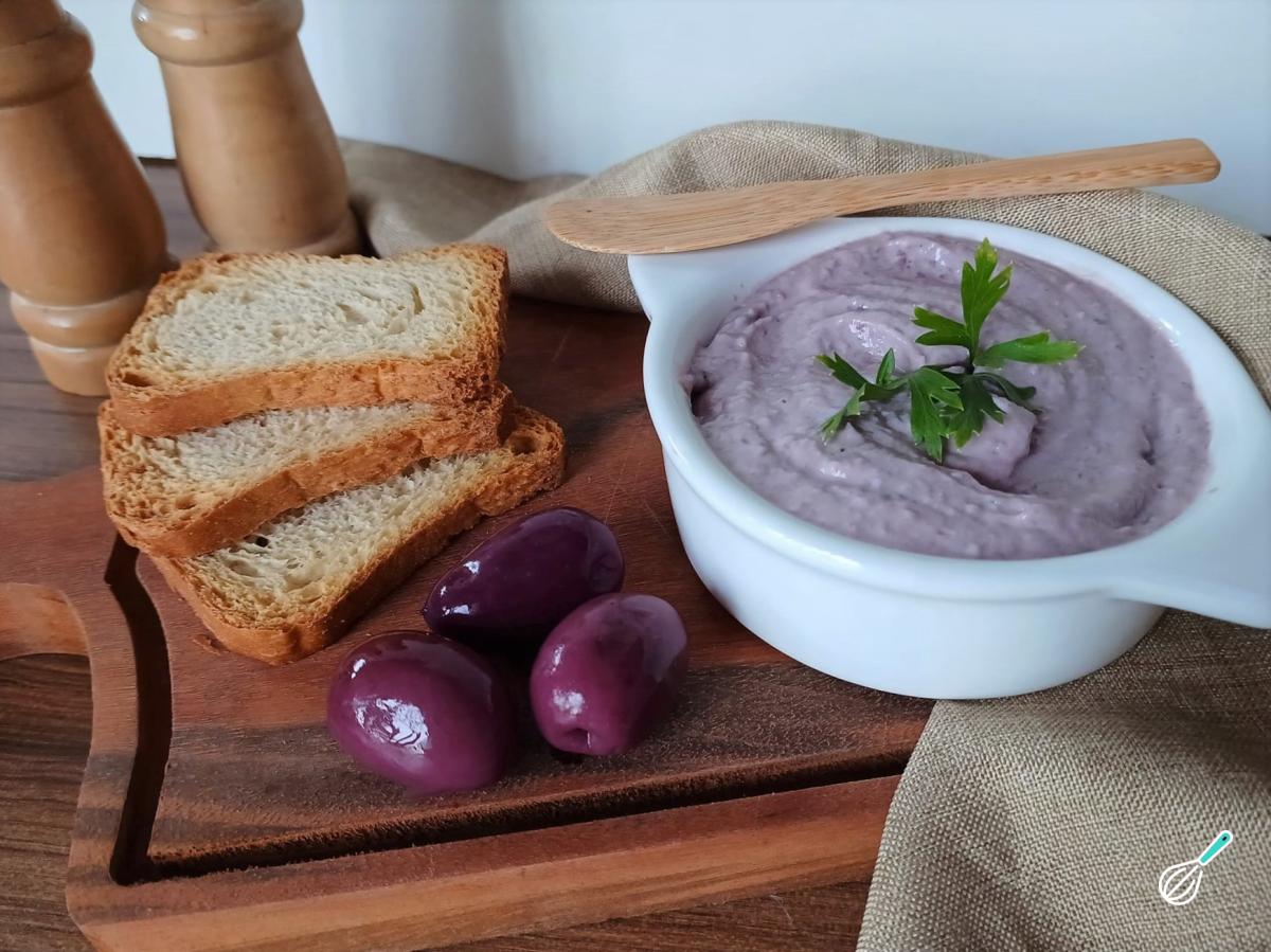 Receita de Patê de azeitona preta com ricota