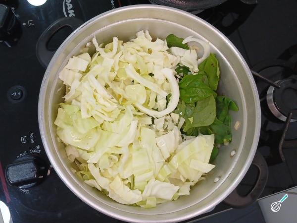 Receita de Feijão com verduras - Passo 4