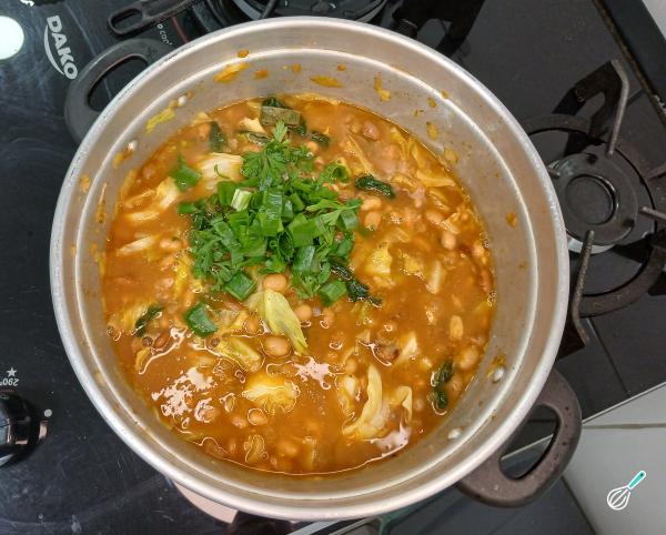 Receita de Feijão com verduras - Passo 5