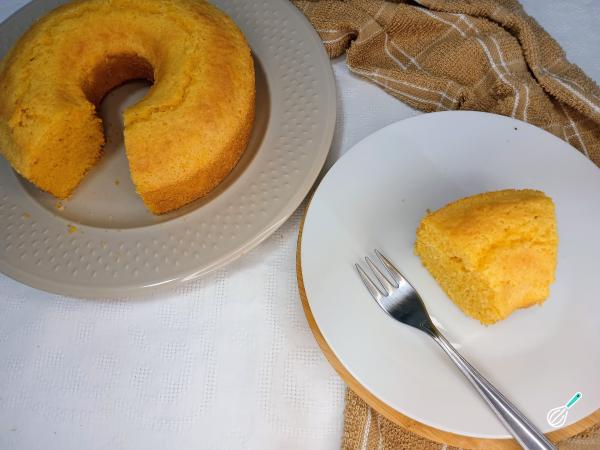 Receita de Bolo de fubá sem leite e sem trigo