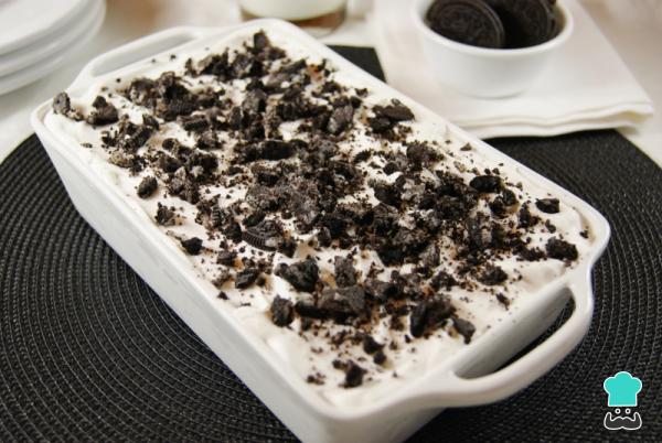 Receita de Pavê de chocolate branco com Negresco