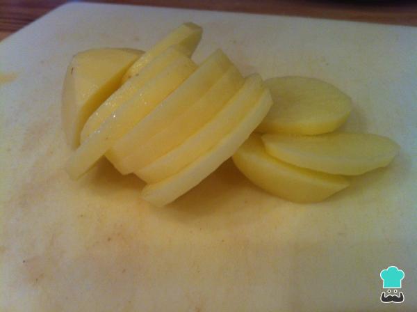 Receita de Batata gratinada simples na frigideira - Passo 1