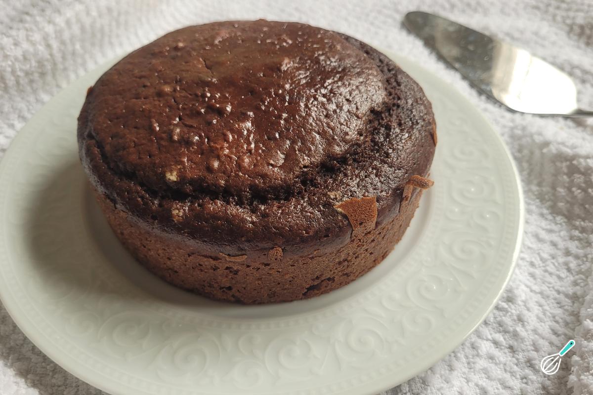Receita de Bolo de chocolate fofinho de liquidificador da vovó