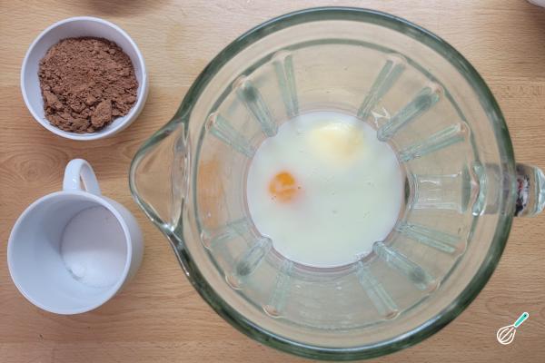 Receita de Bolo de chocolate fofinho de liquidificador da vovó - Passo 2