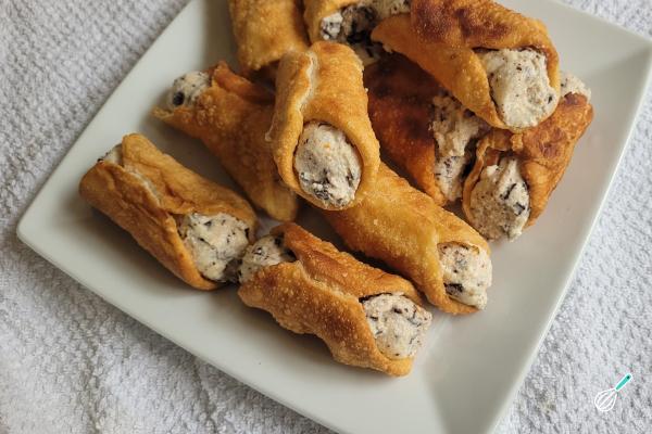 Receita de Cannoli com massa de pastel