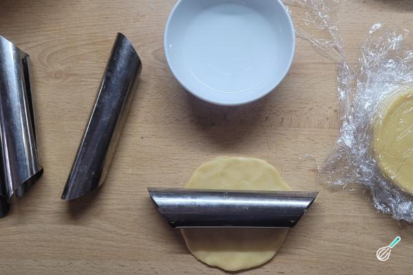 Receita de Cannoli com massa de pastel - Passo 2