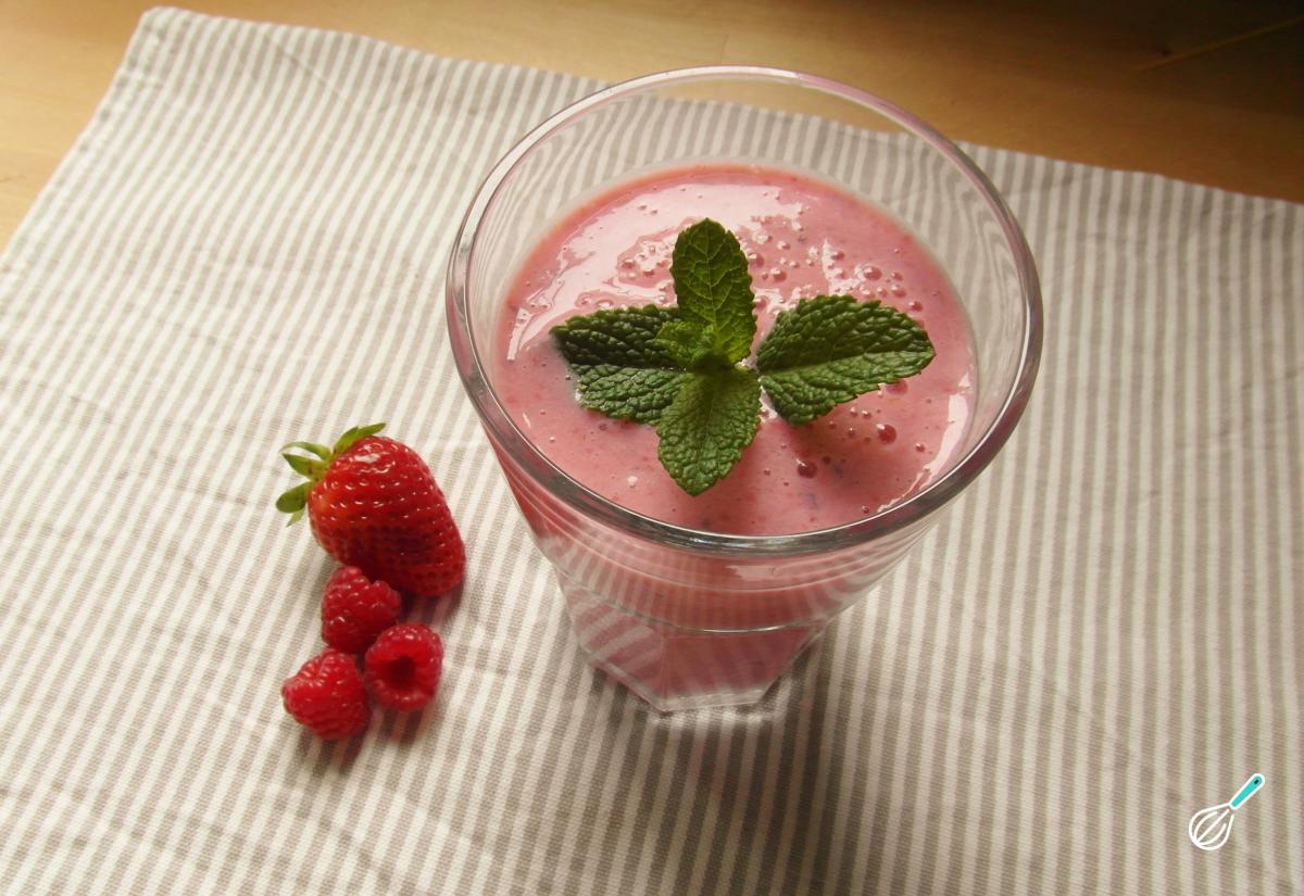 Vitamina rosa com chia