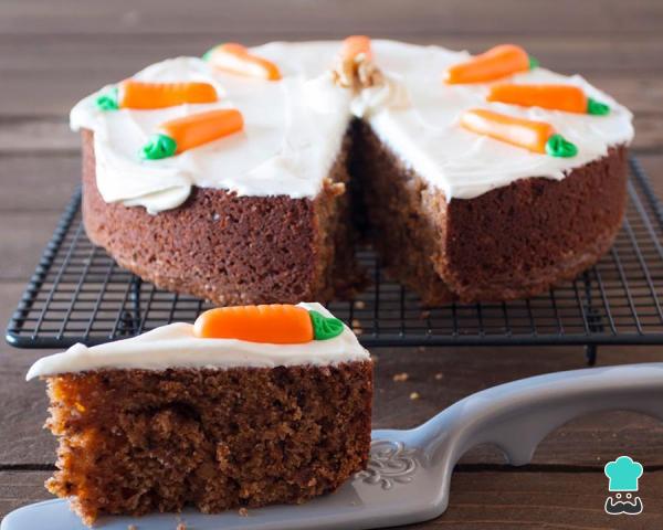 Receita de Bolo de cenoura fácil