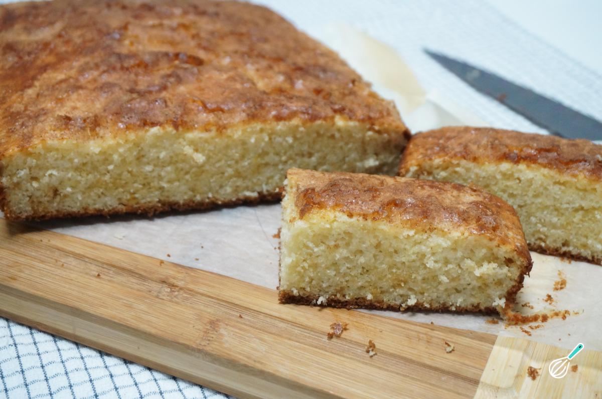 Receita de Bolo de farinha de trigo com maizena em forma quadrada