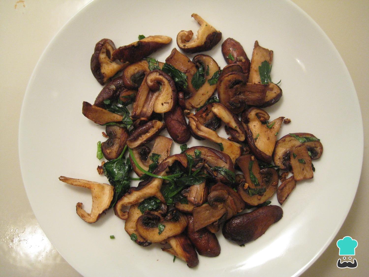 Cogumelo Shiitake Fresco (KG) – Funginat