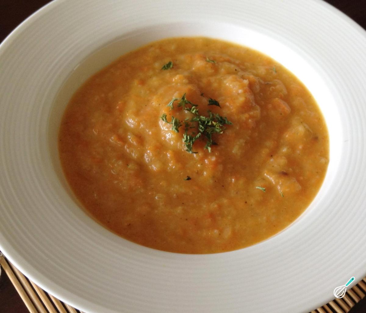 Receita de Creme de arroz com legumes para bebê