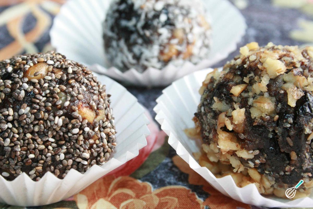 Receita de Bolinhas energéticas de nozes e coco