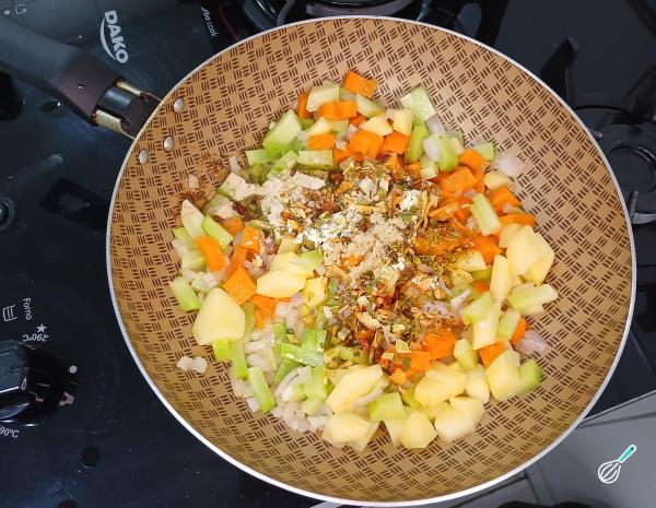 Receita de Jardineira de legumes - Passo 4