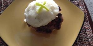 Hambúrguer especial com purê de batatas
