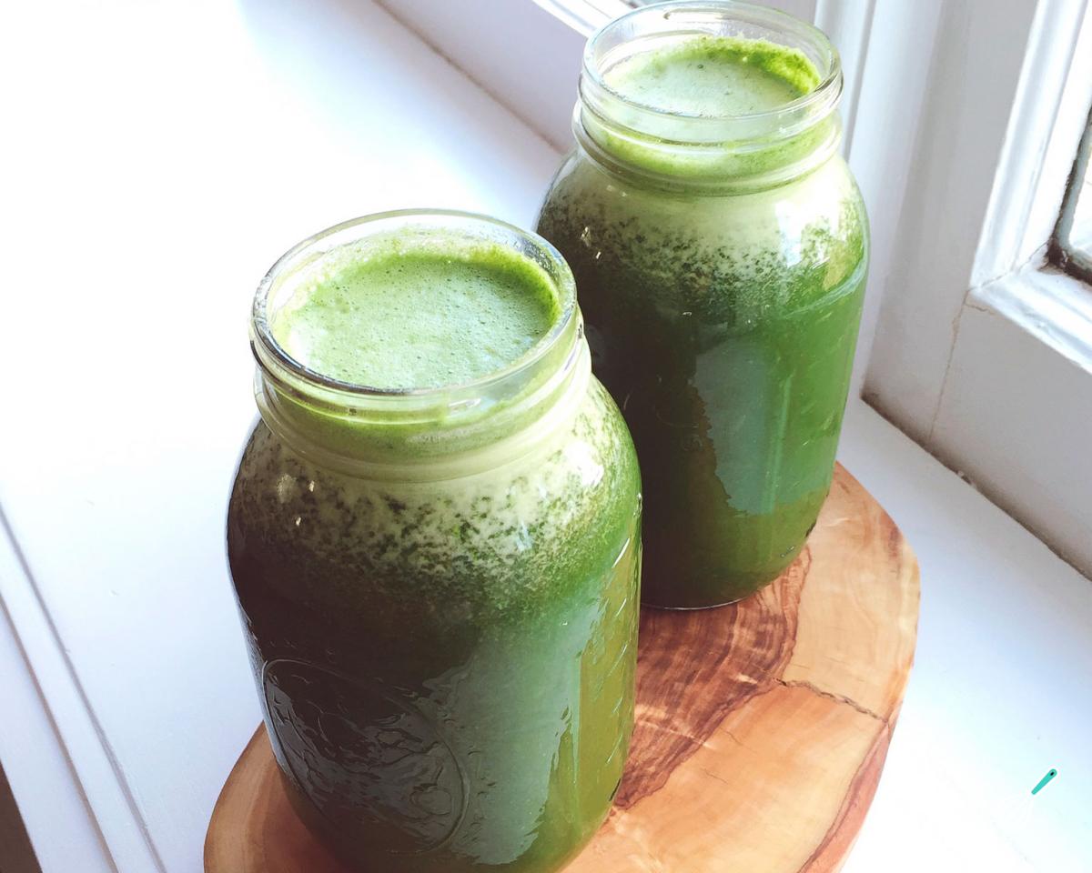 Suco de abacaxi detox