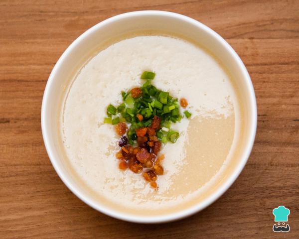Receita de Caldo de mandioca com calabresa