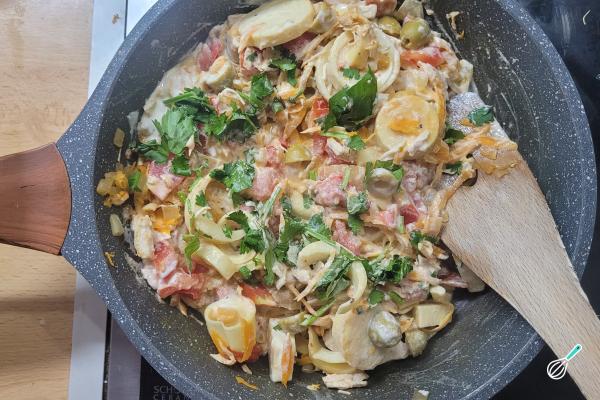 Receita de Torta de frango com palmito e requeijão - Passo 7