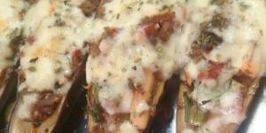 Berinjela no forno com carne moída