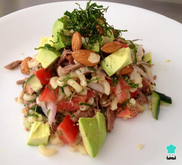 Receita de Salada de macarrão com atum - Passo 6