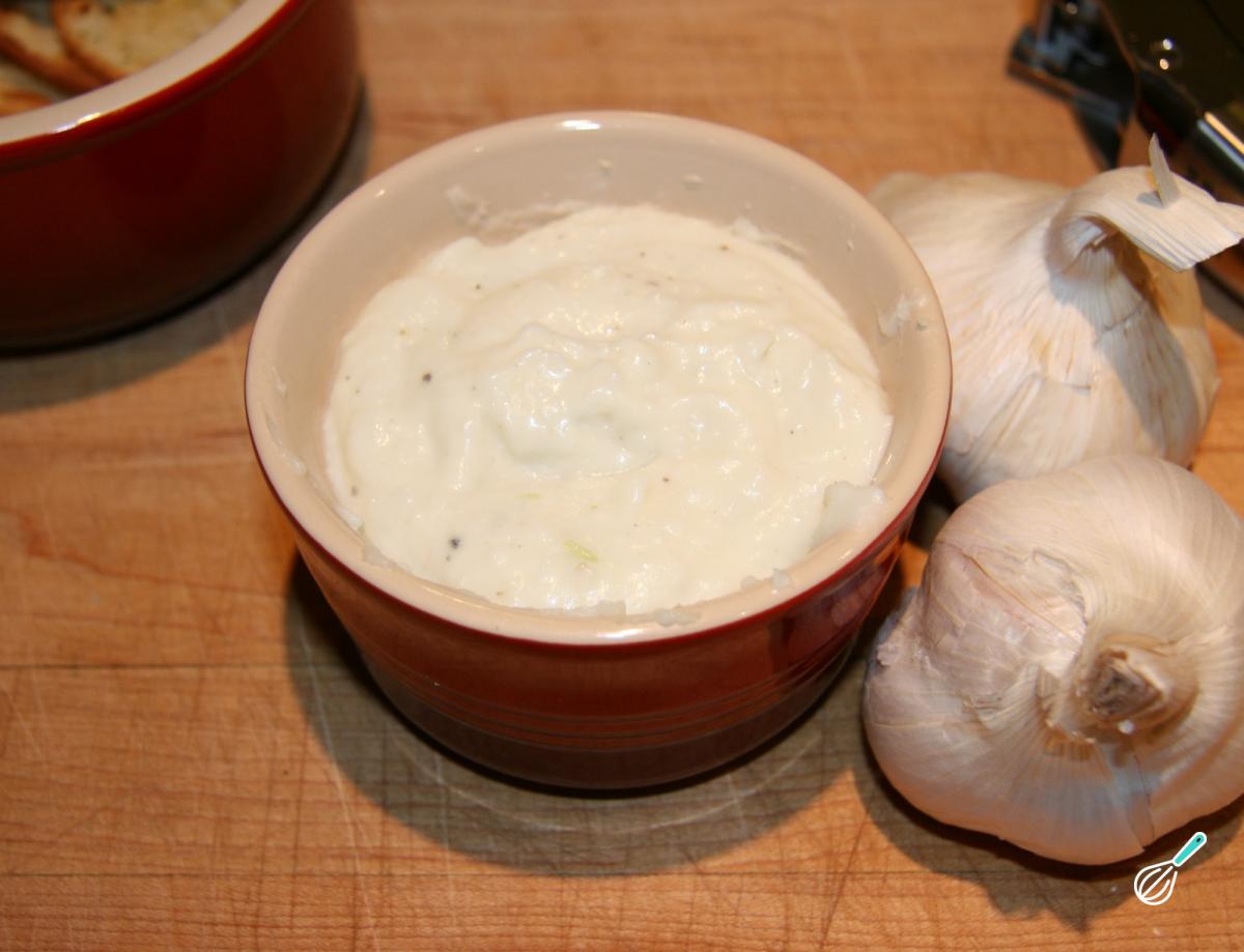 Receita de Pasta de alho para churrasco com maionese