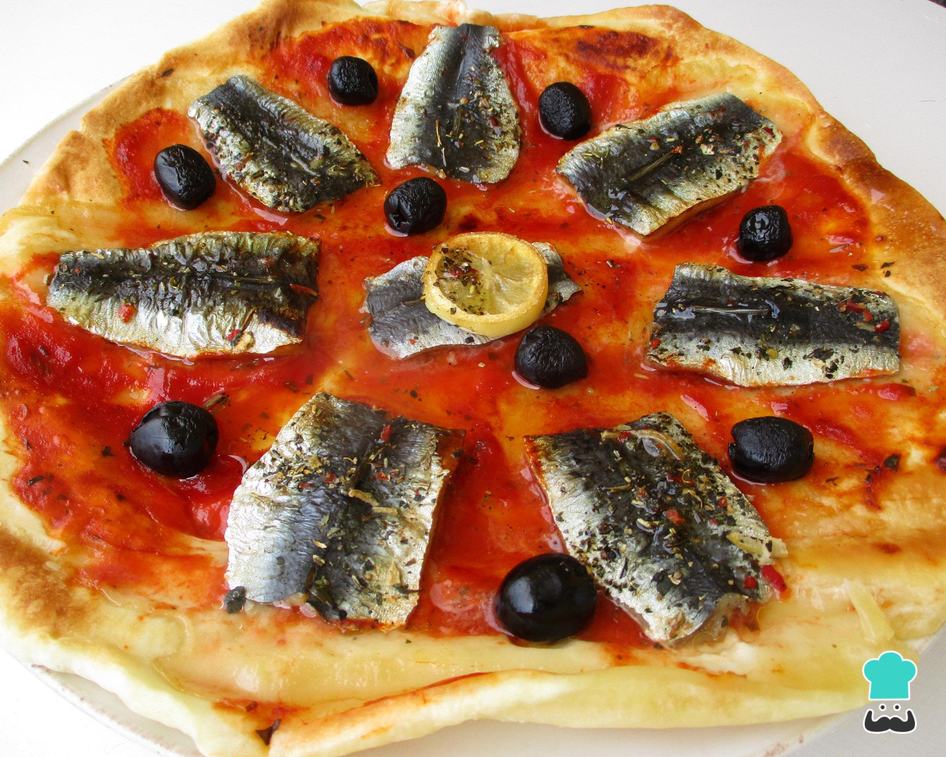 Pizza de sardinha com fermento de pão (muito fácil)