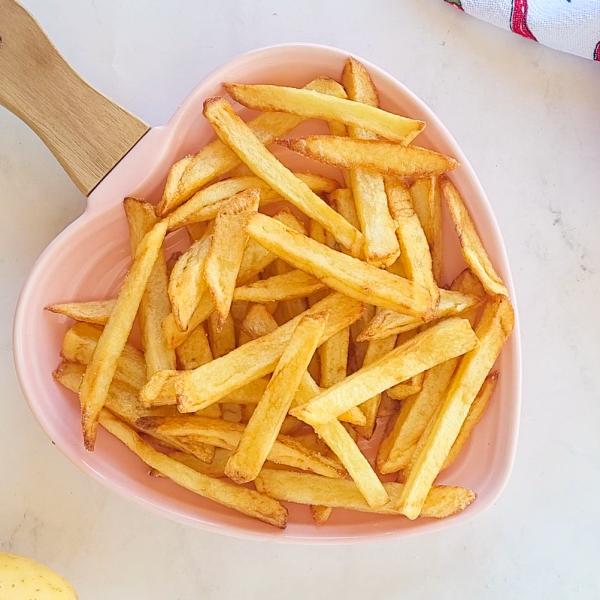 Batata Frita Sequinha  Batata frita sequinha, Batata frita, Receitas