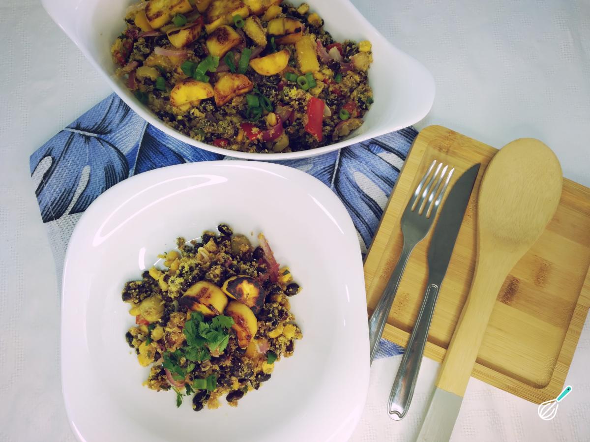 Receita de Feijão tropeiro vegano