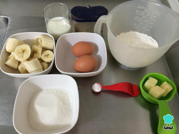 Receita de Pão de banana com canela - Passo 1