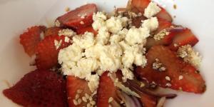 Receita de Salada de queijo minas