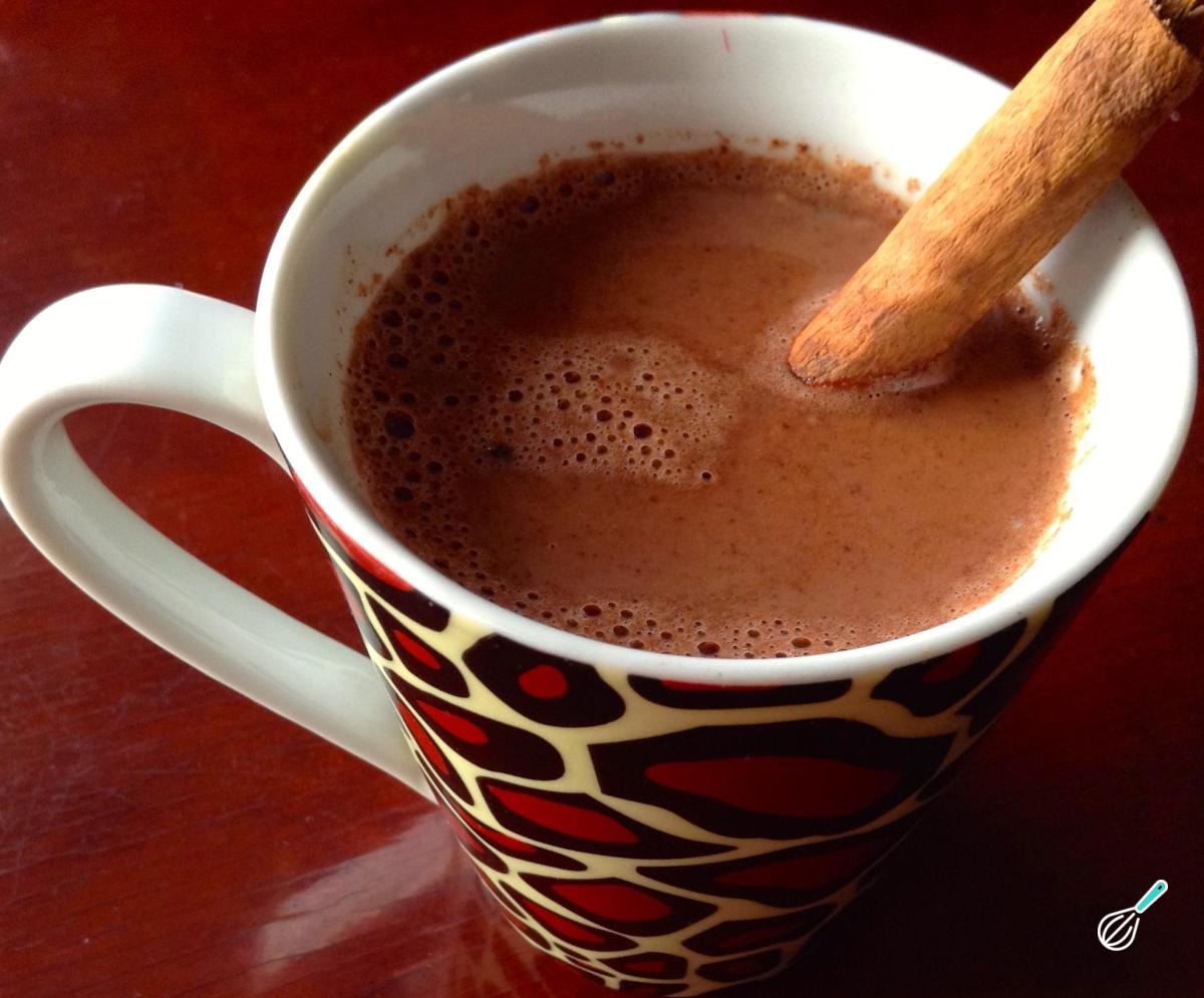Chocolate quente com leite de coco