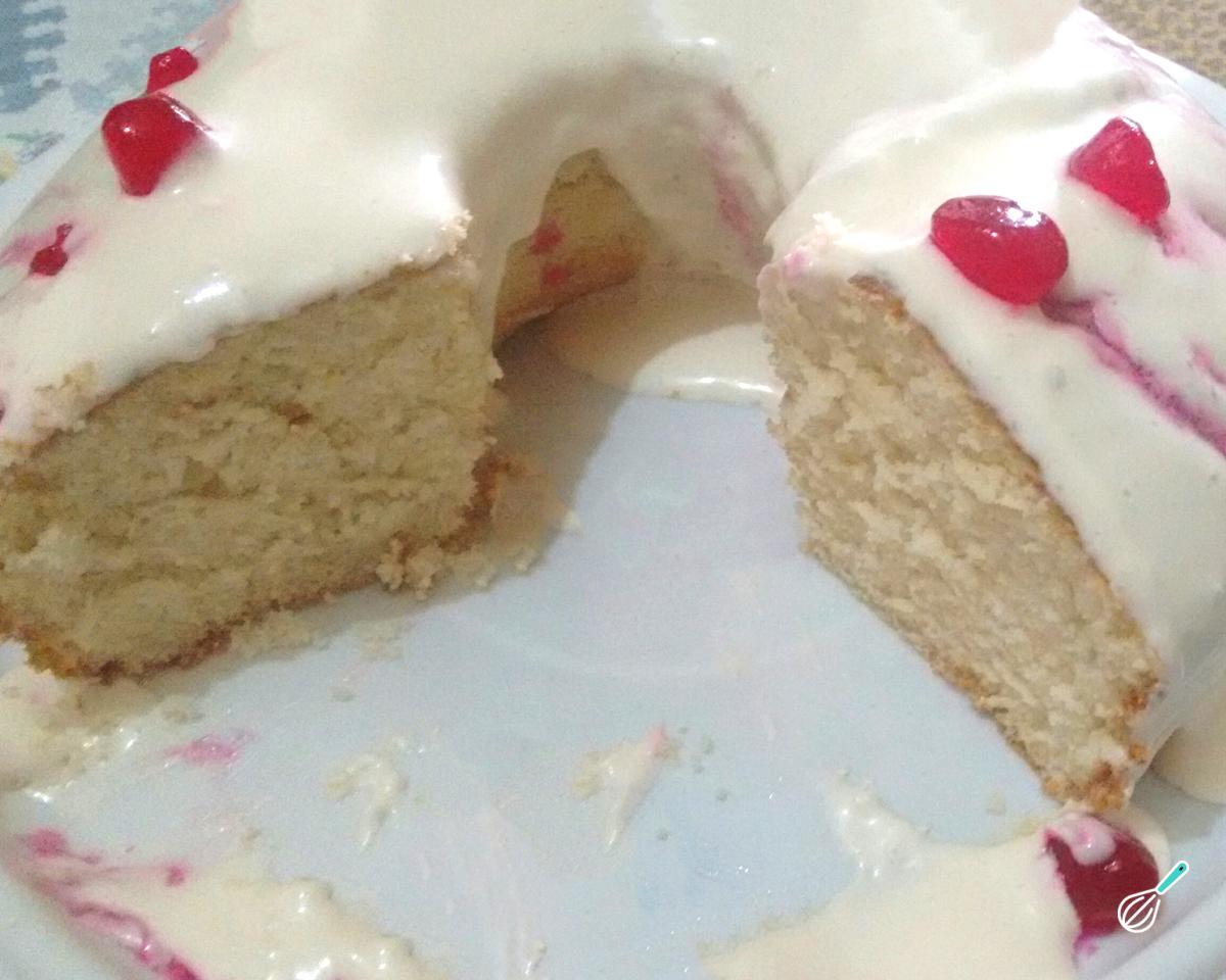 Receita de Bolo de baunilha com cobertura de açúcar