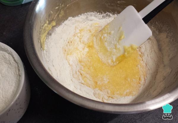 Receita de Biscoito decorado fácil - Passo 2