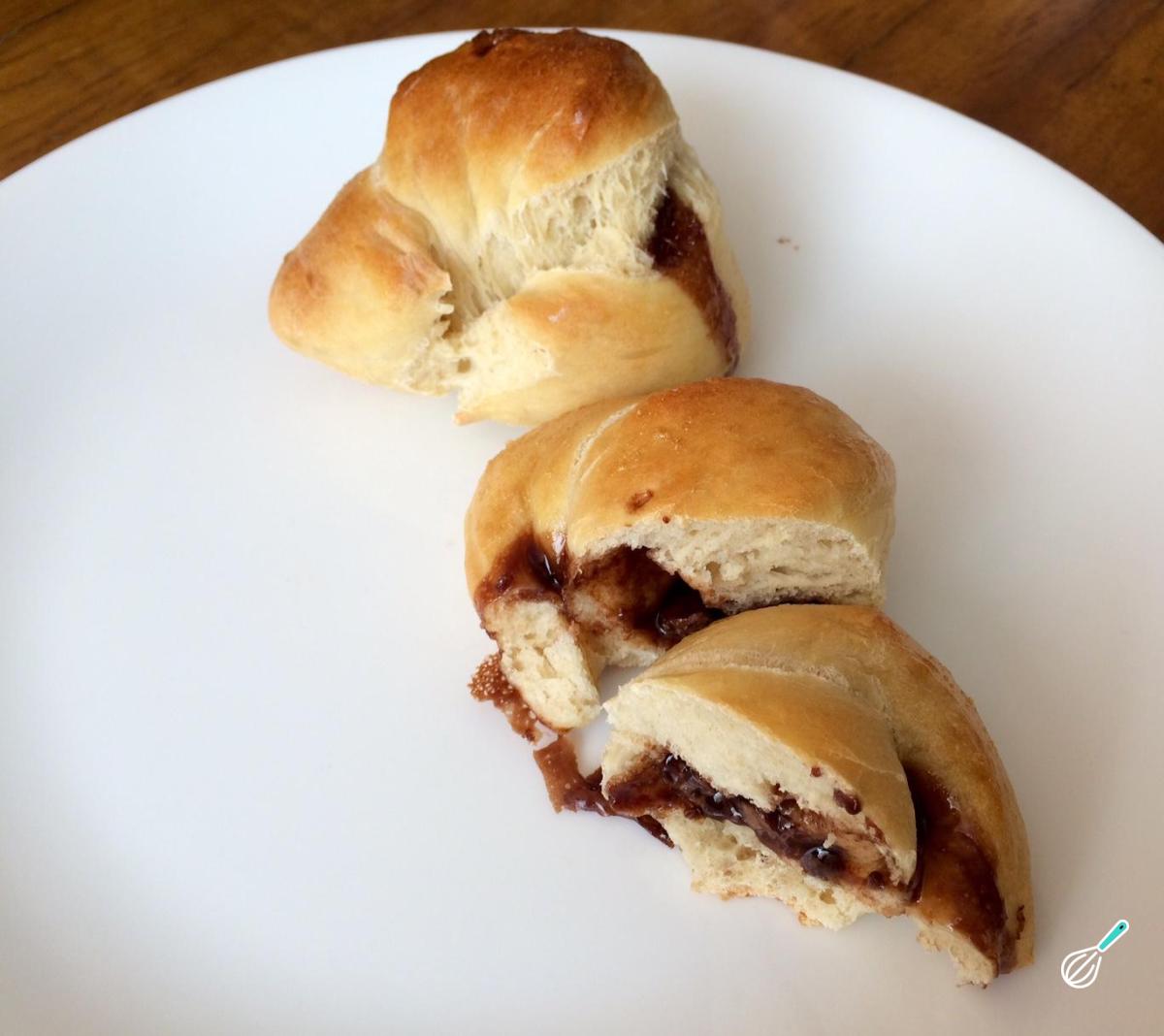 Receita de Pão caseiro recheado com chocolate