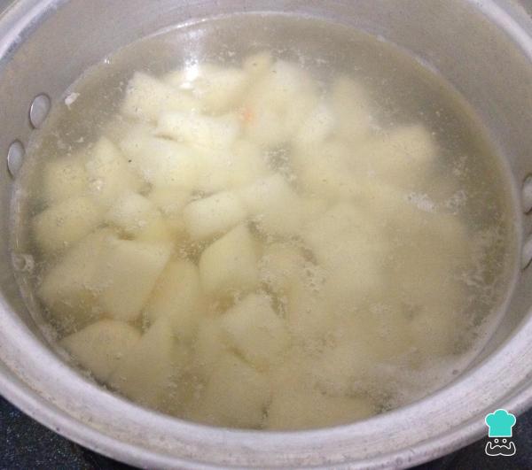 Receita de Salada de frango com batatas - Passo 3