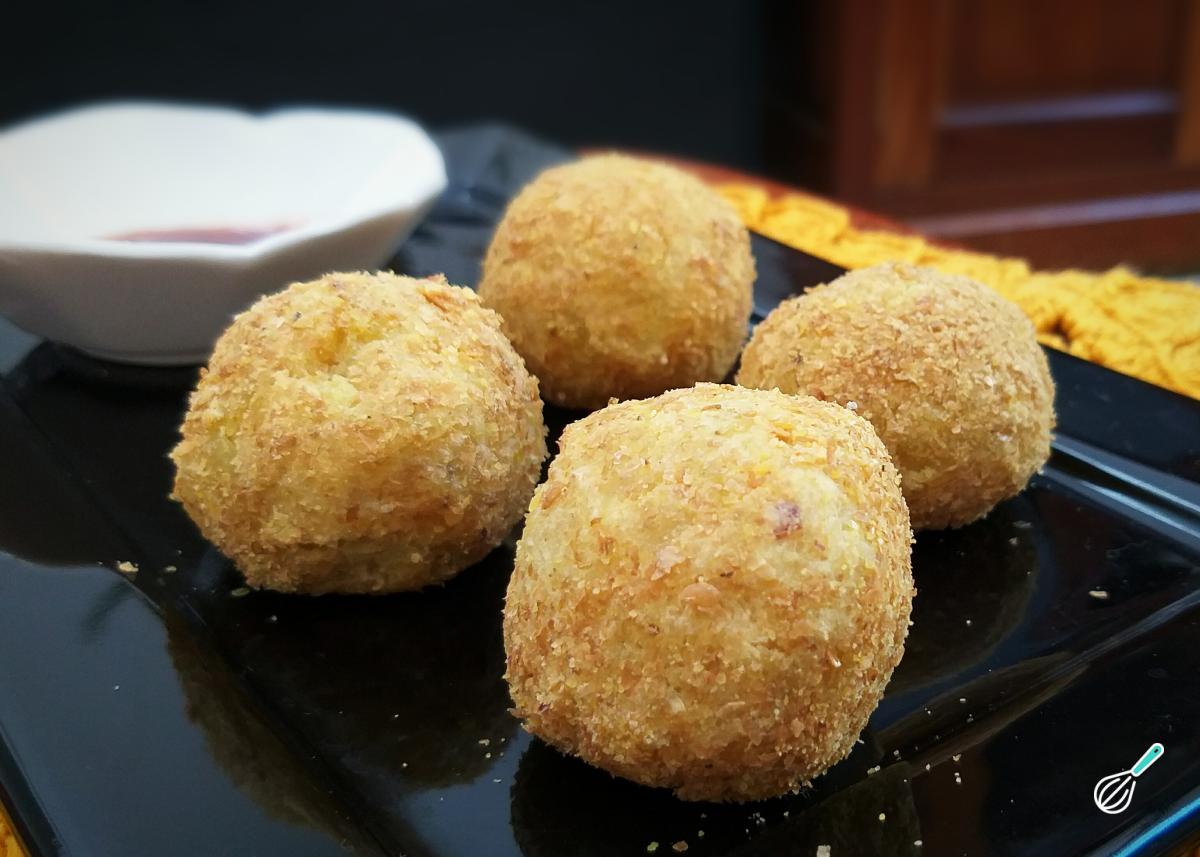 Receita de Bolinho de frango com batata doce