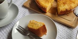 Receita de Bolo de farinha de milho com queijo